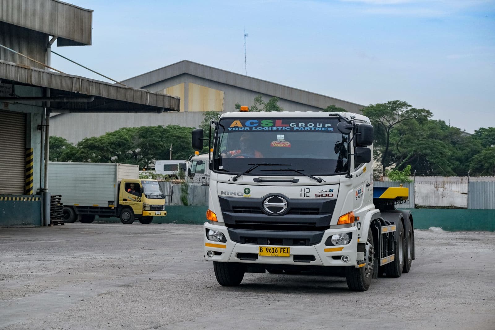Custom Clearance & Trucking